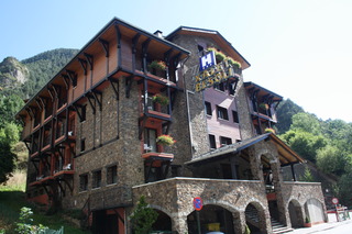 Xalet Besoli Hotel