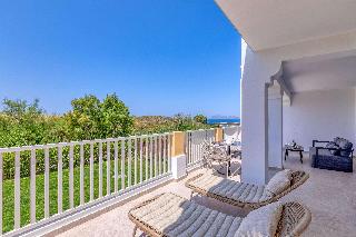 Neptune Luxury Resort