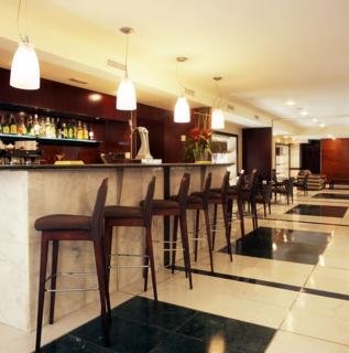 Bar
 di Catalonia Berna