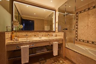 Room Room
