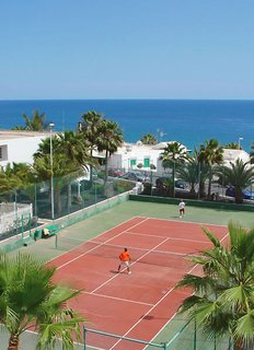 Sports and Entertainment
 di La Peñita