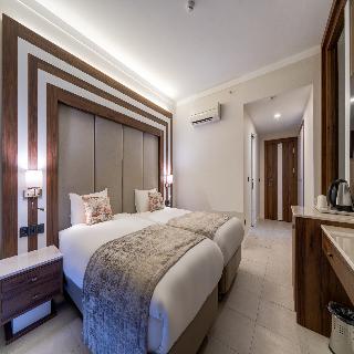 Batihan Beach Resort & Spa
