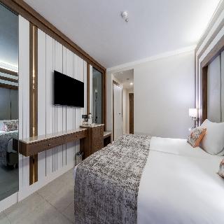 Batihan Beach Resort & Spa