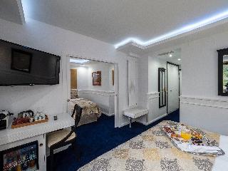 Room Room