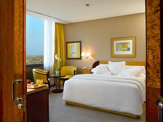 Room
 di Rey Juan Carlos I Business and City Resort