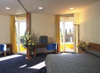 Room
 di AS Bellaterra