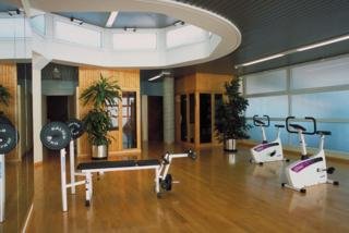 Sports and Entertainment
 di Abba Acteon