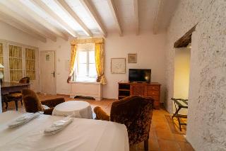 Room Room
