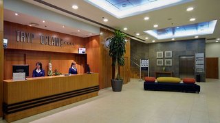 Lobby
 di TRYP Valencia Oceanic Hotel