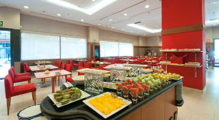 Restaurant
 di TRYP Valencia Oceanic Hotel