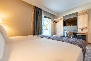 Room Room