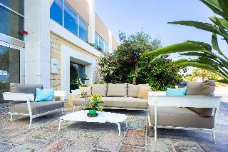 Salini Resort