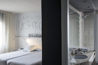 Room
 di Guillermo Tell