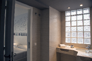 Room
 di Guillermo Tell