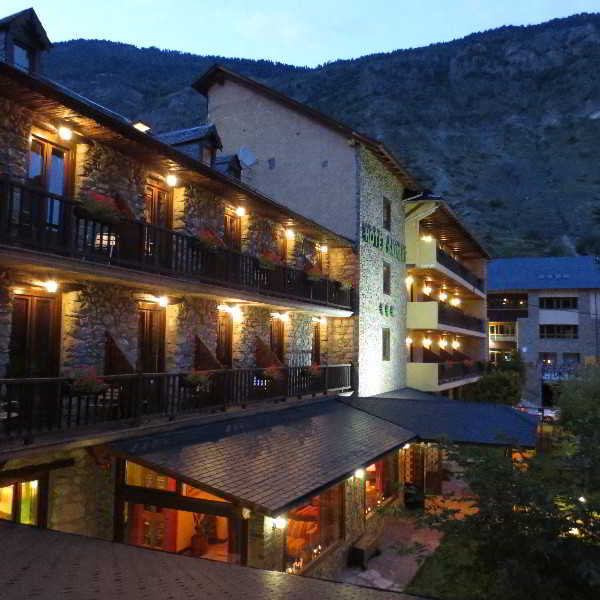 General view
 di Saurat