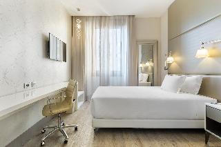NH Milano Touring, Milan