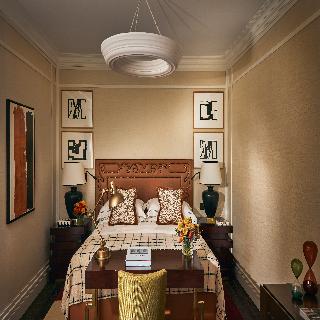 The Carlton Image 27
