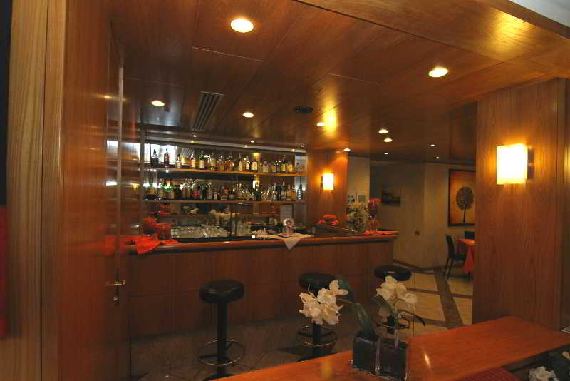 Bar
 di Como