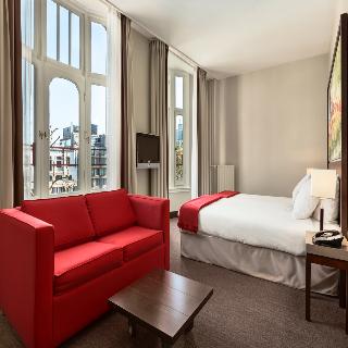 NH Amsterdam Schiller, Amsterdam and vicinity