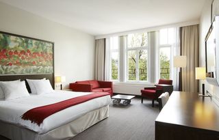 NH Amsterdam Schiller, Amsterdam and vicinity