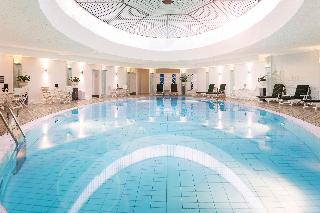 Pool
 di Kempinski Hotel Bristol Berlin