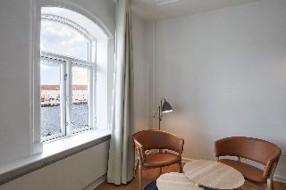 Executive Double View