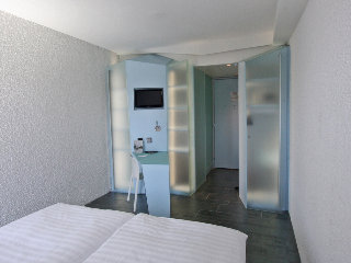 Room
 di Cristal [design]