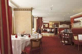 Restaurant
 di Royal Manotel