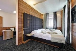 Room
 di St. Gotthard