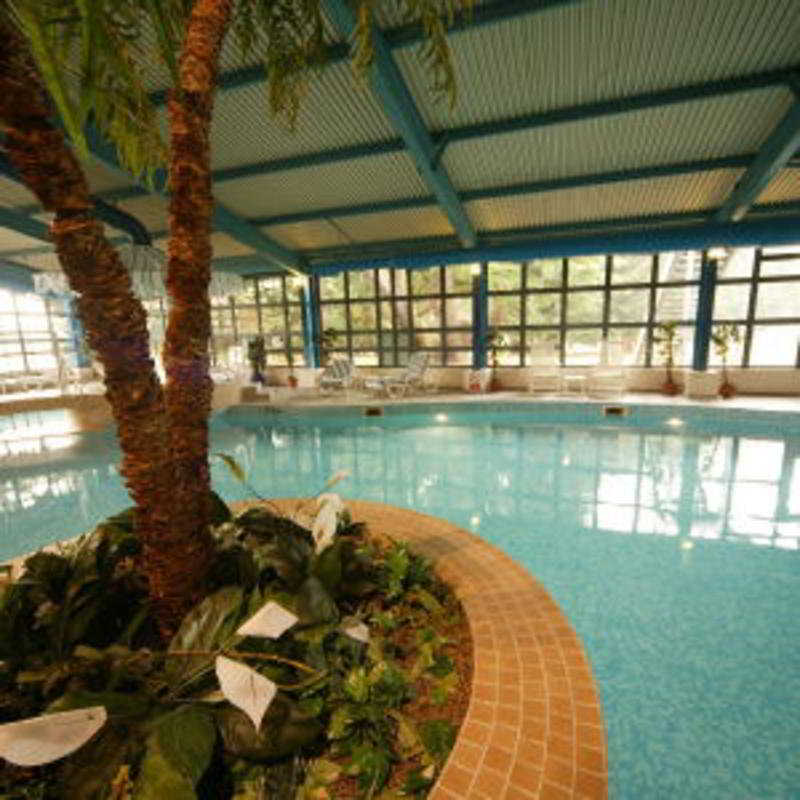 Pool
 di Mercure Chester East Hotel