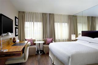 Sheraton Grand Hotel & Spa Edinburgh, Edinburgh