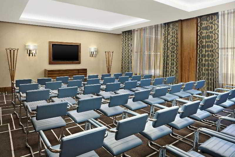 Sheraton Grand Hotel & Spa Edinburgh, Edinburgh