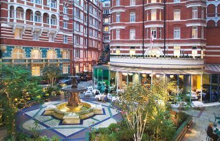 General view
 di St. James Court, A Taj Hotel