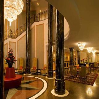 Sheraton Warsaw Hotel - Diele