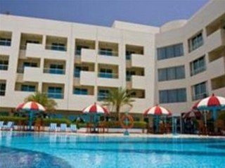 Pool
 di Dubai Grand