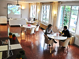 Lobby
 di Tres Torres Atiram Hotels