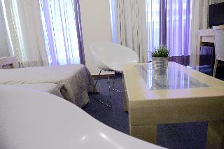 Dorian Inn Sure Hotel Collection by Best Western