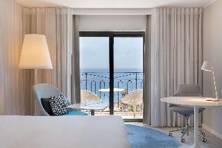 Room Room