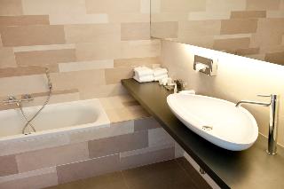 Room thumbnail 6