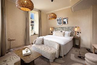 Room Room