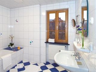 General view thumbnail 30