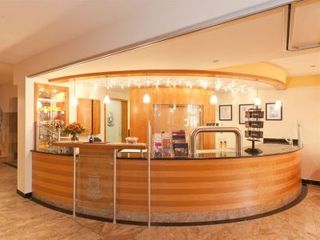 Restaurant thumbnail 13