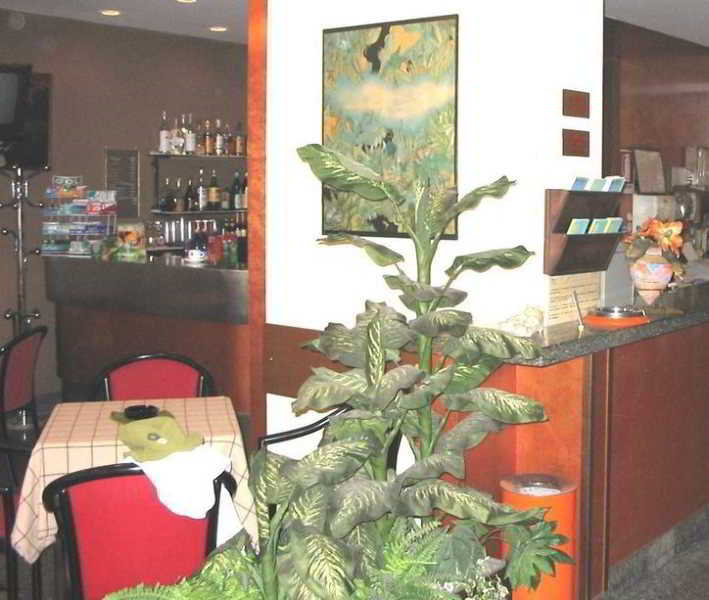 Lobby
 di Mini Baradello