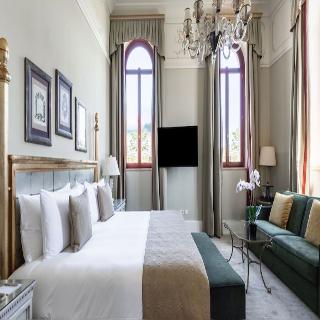 Room Room