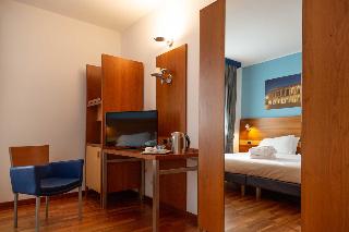 Superior Double Room with Balcony