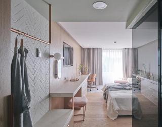 Room Room