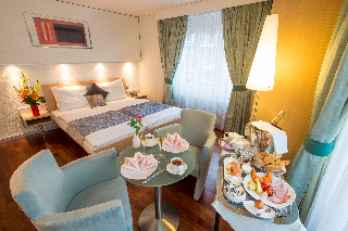 Room
 di Krone Unterstrass