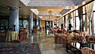 Lobby
 di Les Merinides