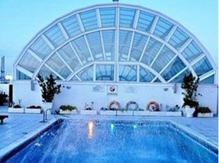 Pool
 di Abjar Grand Hotel