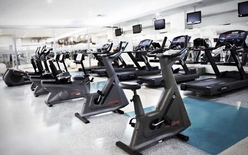 Sports and Entertainment
 di Seyhan